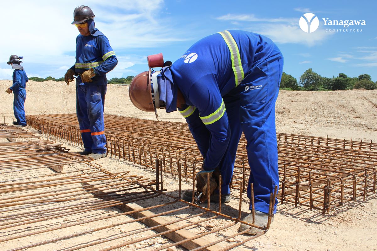 funcionarios-trabalhando-yanagawa